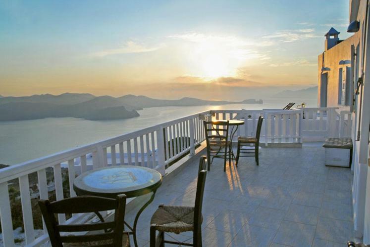 Archondoula Rooms Plaka  Екстер'єр фото